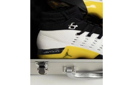 Hyperoad Low Air Jordan “Lightning” 17 0919